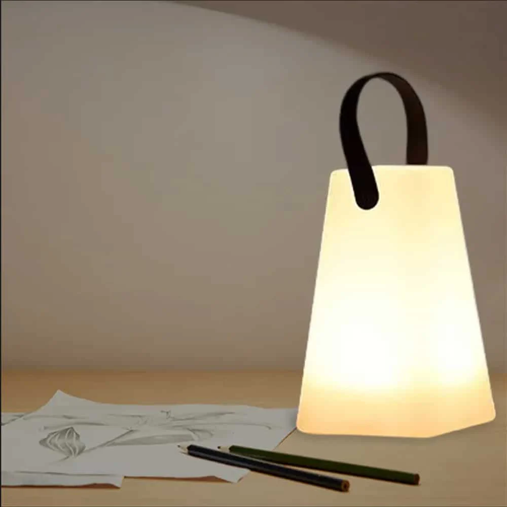 Bordslampa LED med handtag - fyrkantig eller oval - RGB färgförändringar - Bild 4