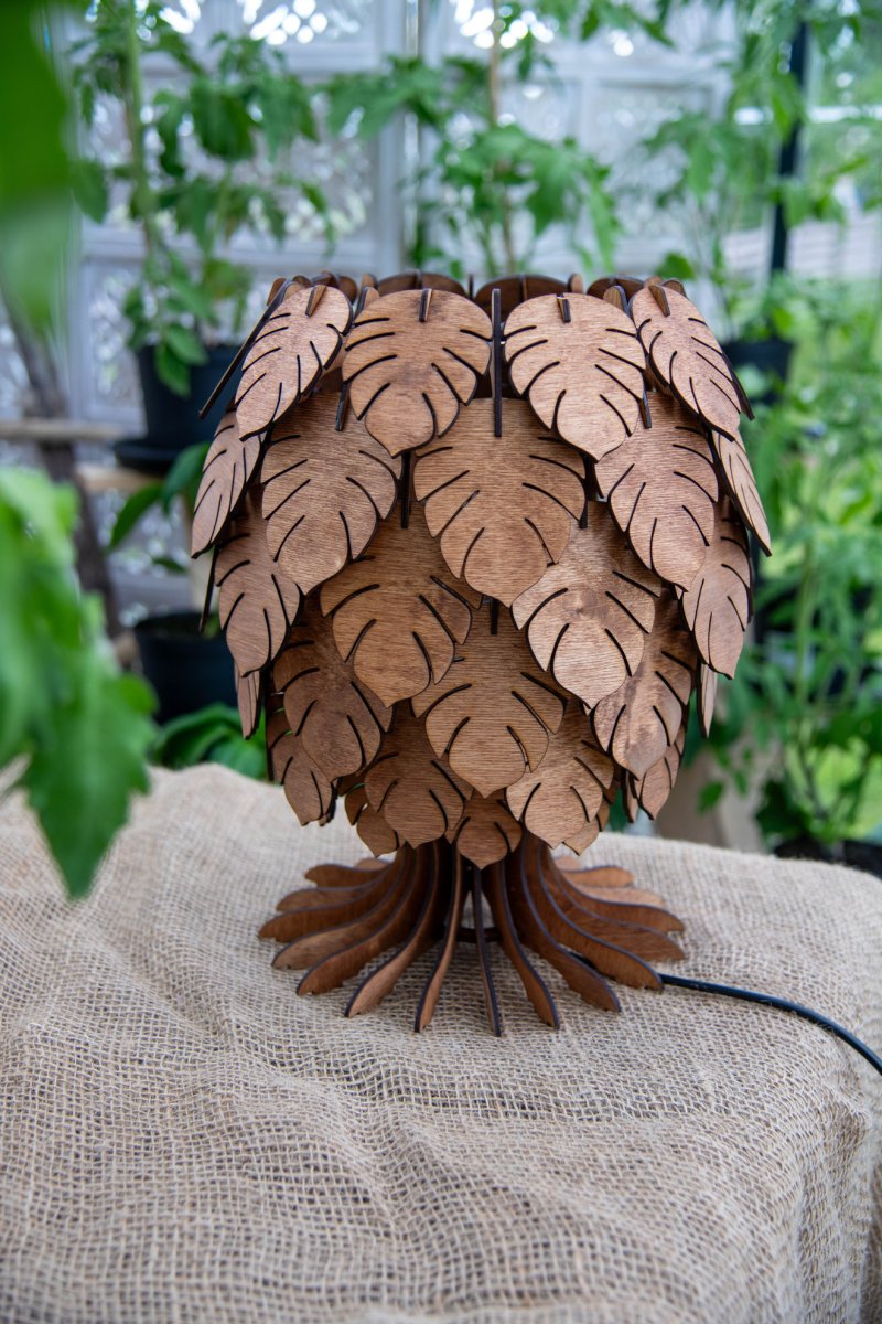 Monstera – Bordslampa