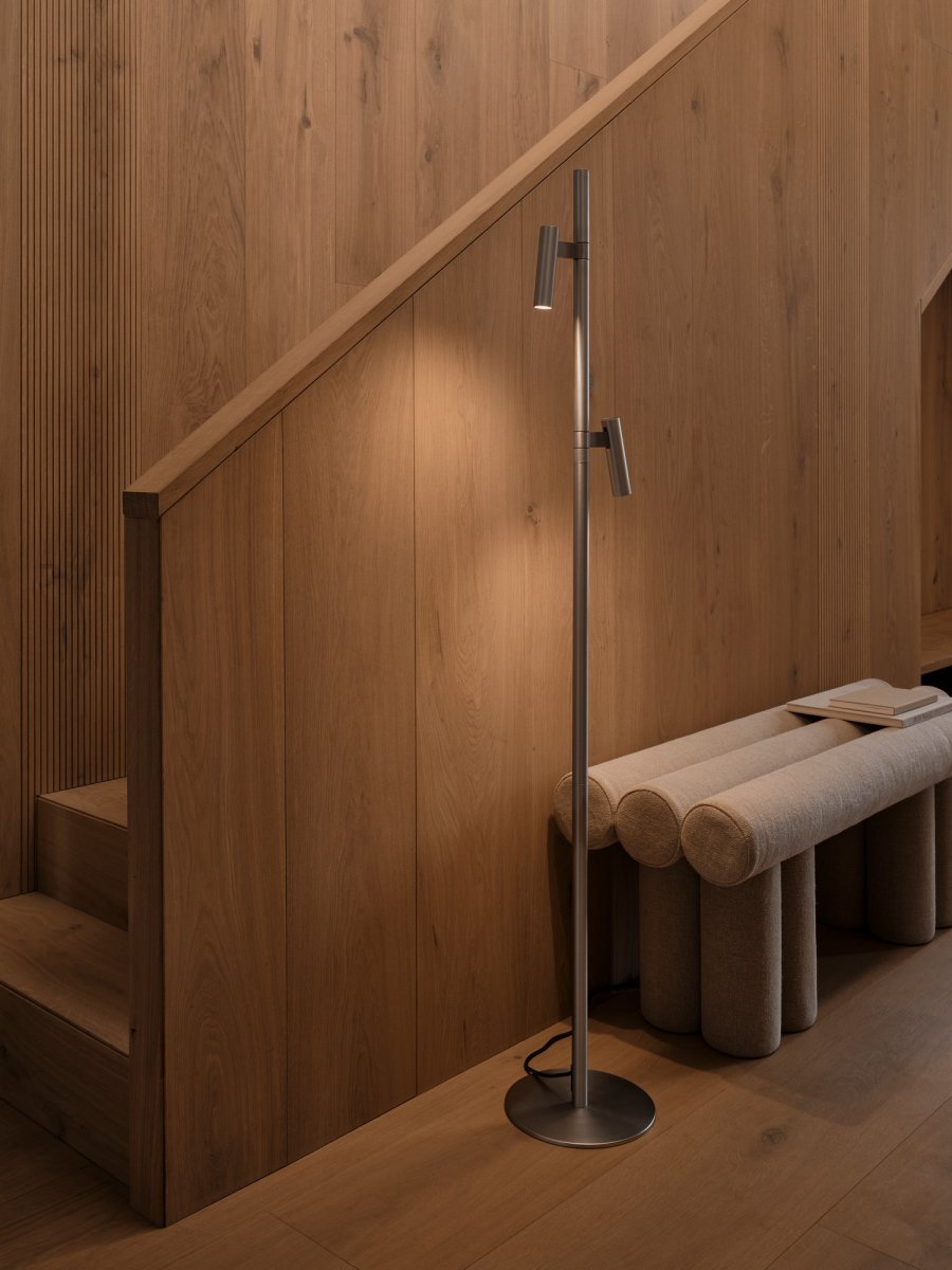 Golvlampa MAKOTO Satin krom Design For The People - Bild 8